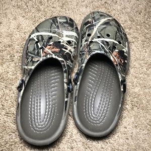 Camo crocs